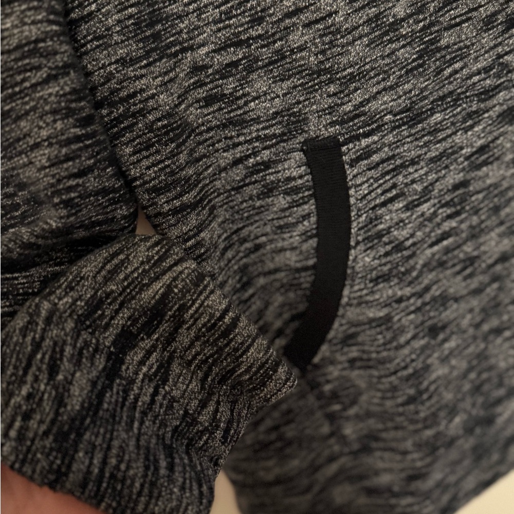 Express Sweater - Picture 3 of 5